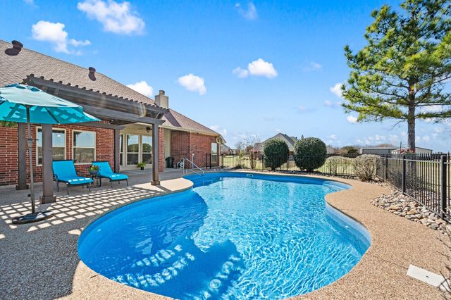 2825 Aston Meadows Drive, Haslet, TX 76052