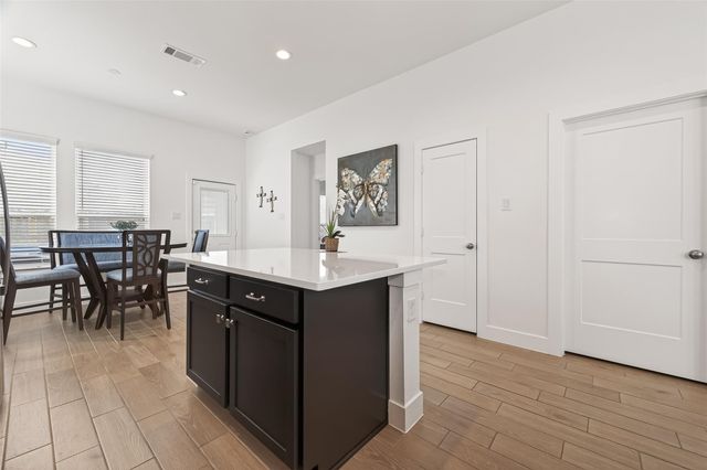 7911 Coco Verde Drive, Cypress, TX 77433