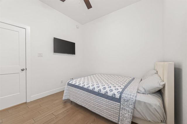 7911 Coco Verde Drive, Cypress, TX 77433