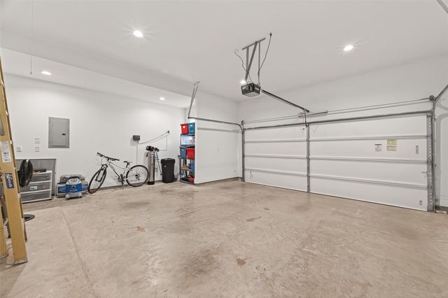 7911 Coco Verde Drive, Cypress, TX 77433