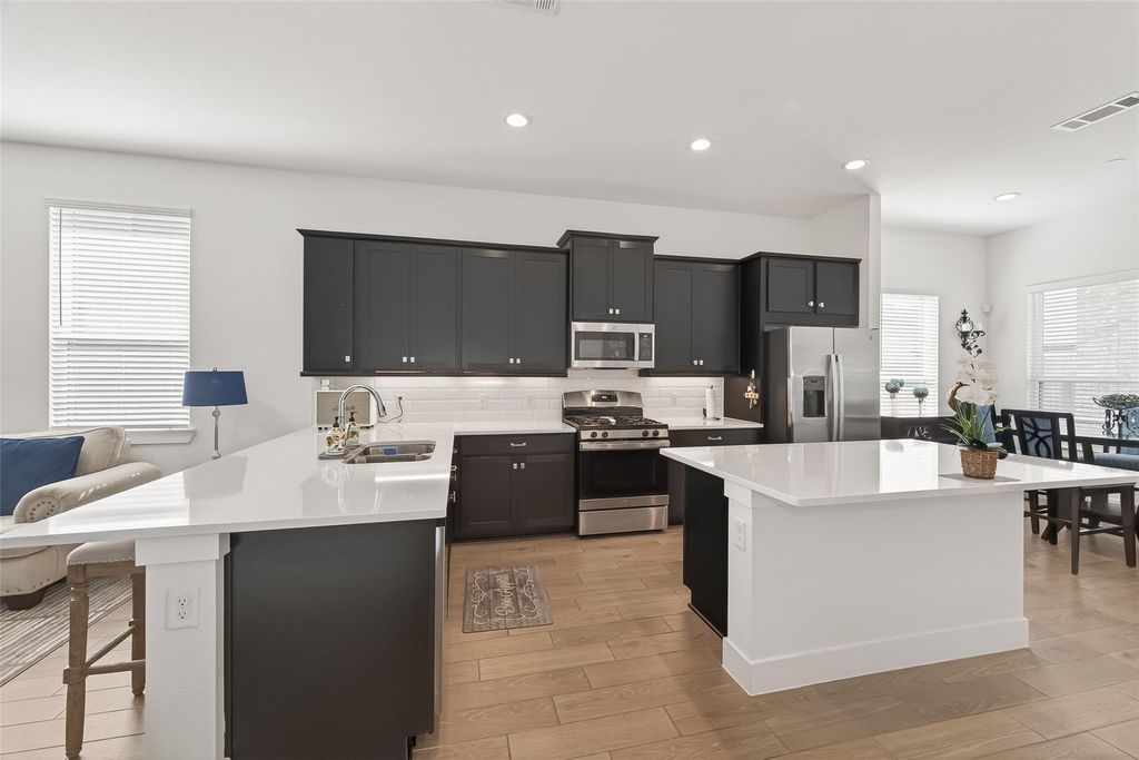 7911 Coco Verde Drive, Cypress, TX 77433