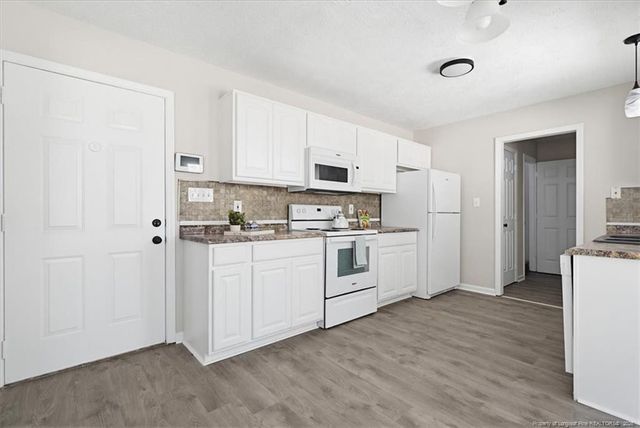 2926 Coachway Drive, Fayetteville, NC 28306