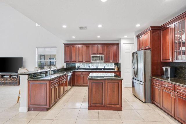 19219 N Creekshore Court, Boca Raton, FL 33498