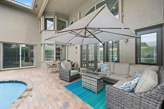 19219 N Creekshore Court, Boca Raton, FL 33498