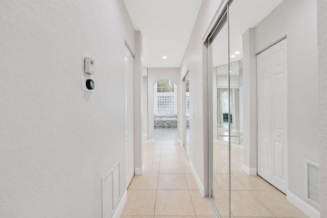 19219 N Creekshore Court, Boca Raton, FL 33498