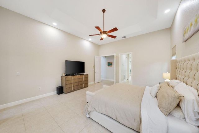 19219 N Creekshore Court, Boca Raton, FL 33498