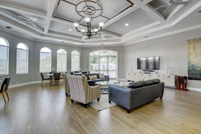 19219 N Creekshore Court, Boca Raton, FL 33498