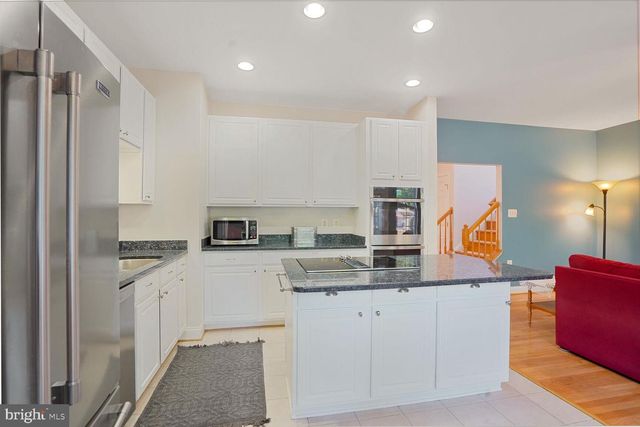 401 YORKSHIRE RIDGE CT, Purcellville, VA 20132