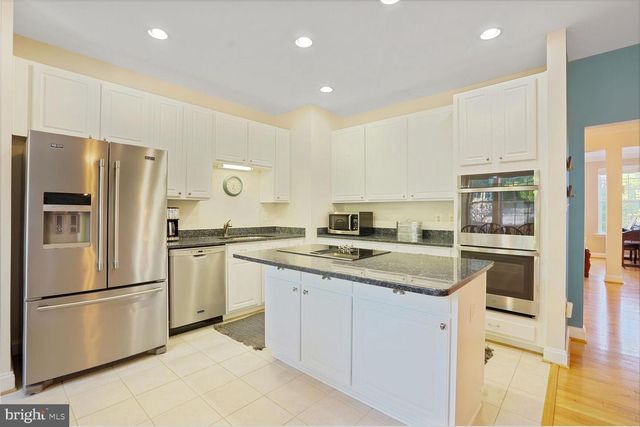 401 YORKSHIRE RIDGE CT, Purcellville, VA 20132