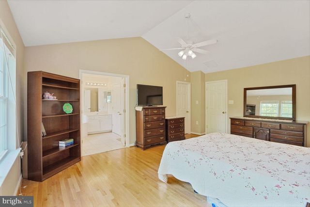 401 YORKSHIRE RIDGE CT, Purcellville, VA 20132