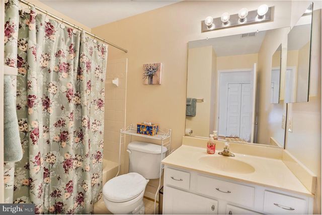 401 YORKSHIRE RIDGE CT, Purcellville, VA 20132