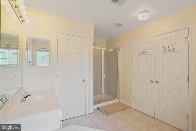 401 YORKSHIRE RIDGE CT, Purcellville, VA 20132