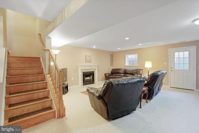 401 YORKSHIRE RIDGE CT, Purcellville, VA 20132