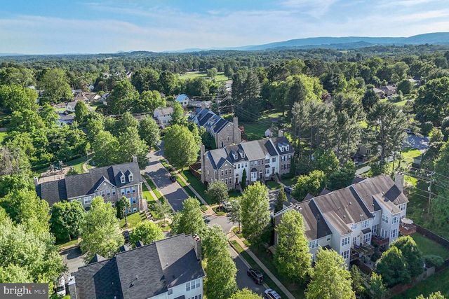 401 YORKSHIRE RIDGE CT, Purcellville, VA 20132