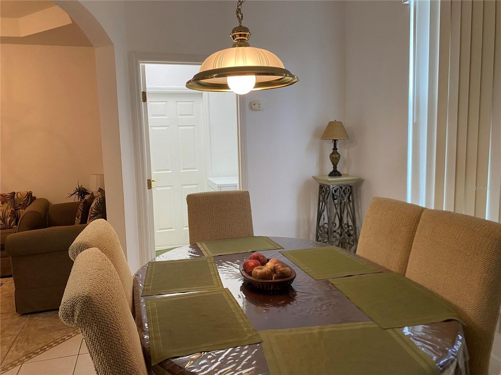 Image 13 of property listing at 107 AMACA LANE, Davenport, FL 33897