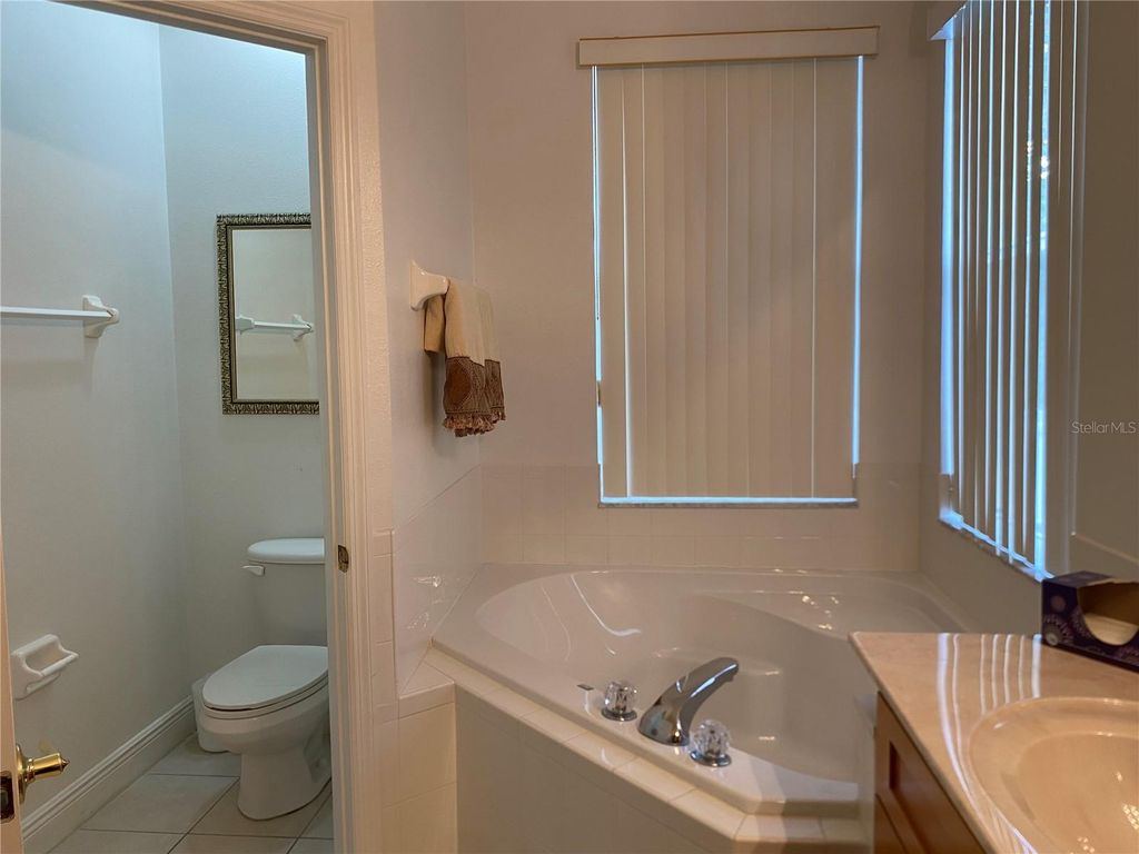 Image 22 of property listing at 107 AMACA LANE, Davenport, FL 33897