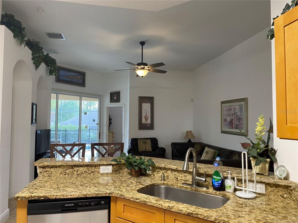 Image 9 of property listing at 107 AMACA LANE, Davenport, FL 33897