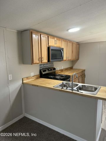 103 PAMELA Drive, Satsuma, FL 32189