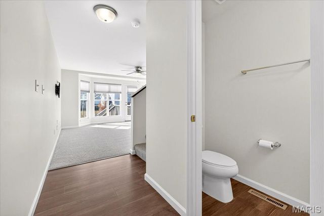 523 Summer Glen Lane, St Charles, MO 63301