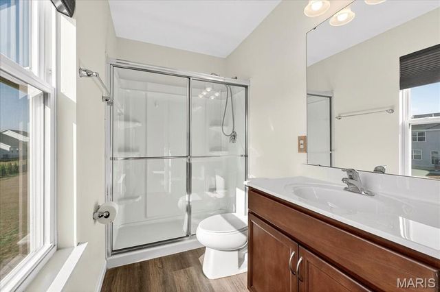 523 Summer Glen Lane, St Charles, MO 63301