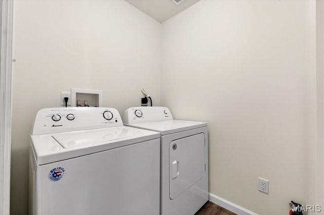 523 Summer Glen Lane, St Charles, MO 63301