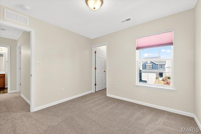 523 Summer Glen Lane, St Charles, MO 63301