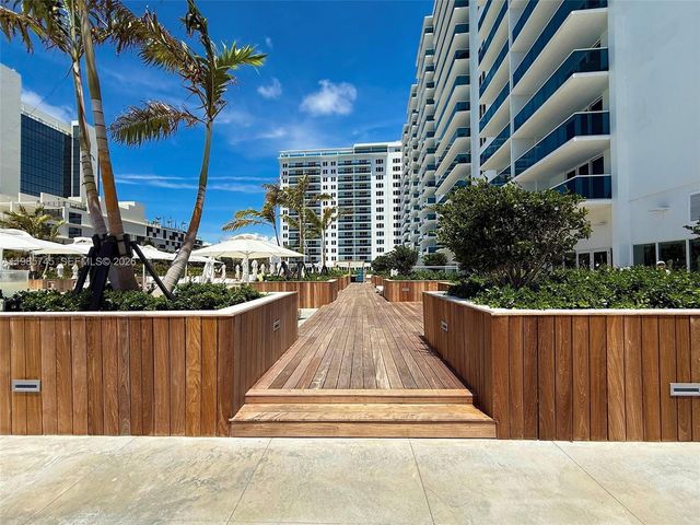 2301 Collins Ave 311, Miami Beach, FL 33139
