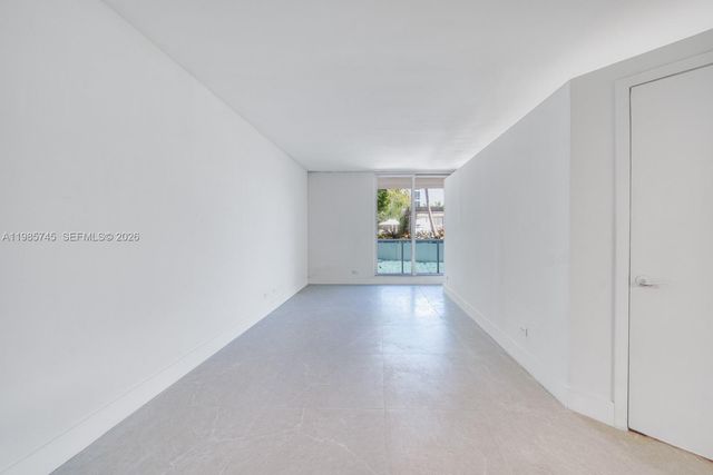 2301 Collins Ave 311, Miami Beach, FL 33139