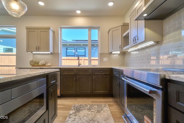1221 Kirk, Ashland, OR 97520