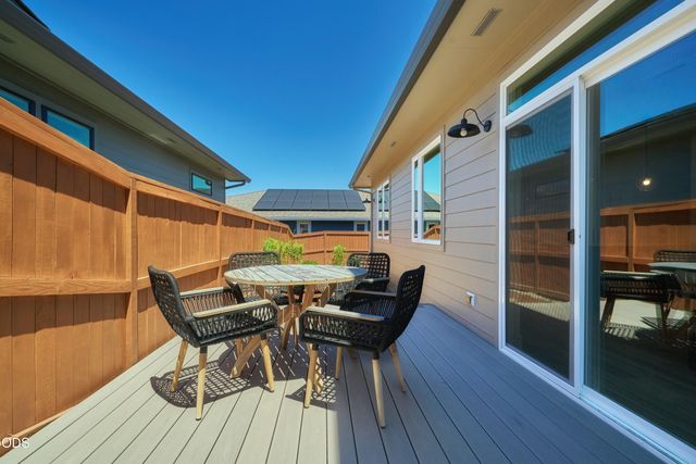 1221 Kirk, Ashland, OR 97520