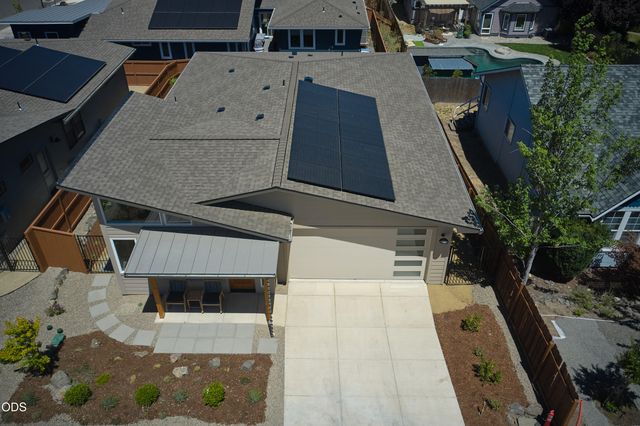 1221 Kirk, Ashland, OR 97520