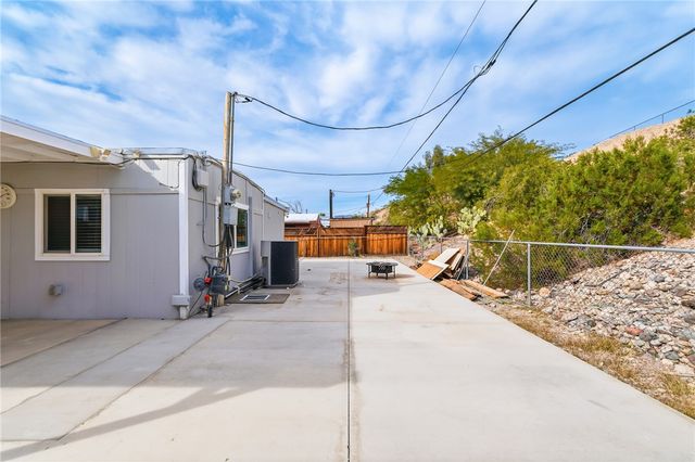 973 Swan Drive, Bullhead City, AZ 86442