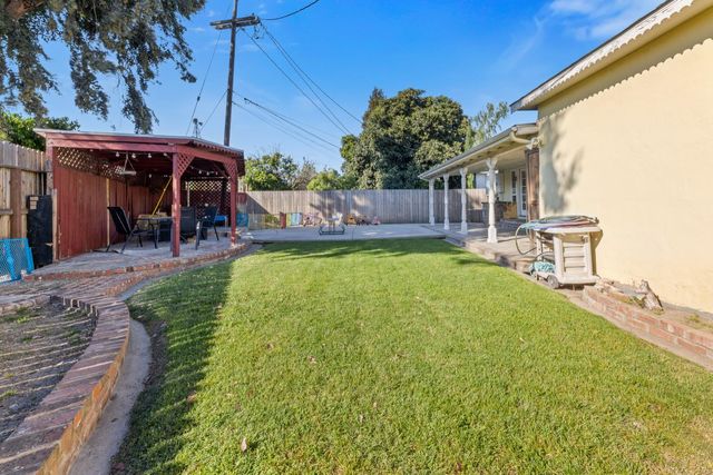 4229 N Commerce St, Stockton, CA 95204