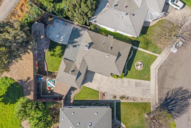 4229 N Commerce St, Stockton, CA 95204