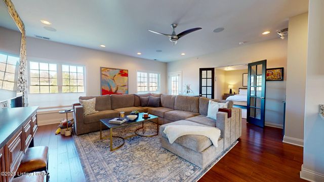 15309 Royal Troon Ave, Louisville, KY 40245