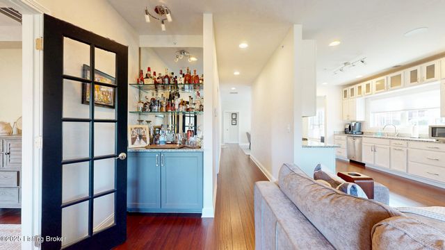 15309 Royal Troon Ave, Louisville, KY 40245