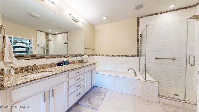 15309 Royal Troon Ave, Louisville, KY 40245