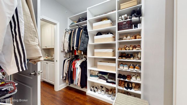 15309 Royal Troon Ave, Louisville, KY 40245