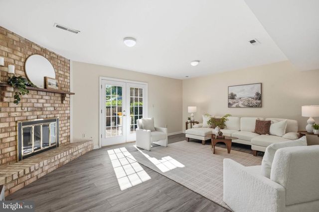1270 CADDIE DR, Arnold, MD 21012