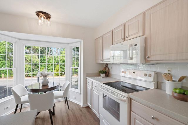 1270 CADDIE DR, Arnold, MD 21012