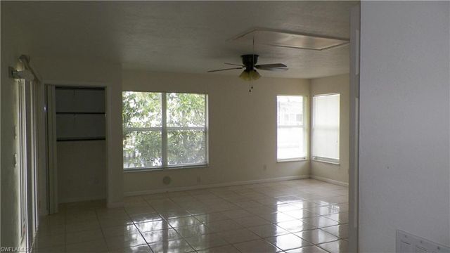 1629 SE 12th ST, Cape Coral, FL 33990