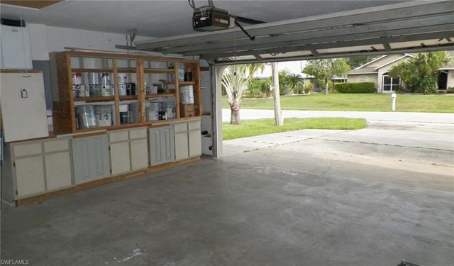 1629 SE 12th ST, Cape Coral, FL 33990