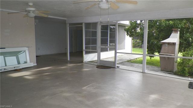 1629 SE 12th ST, Cape Coral, FL 33990