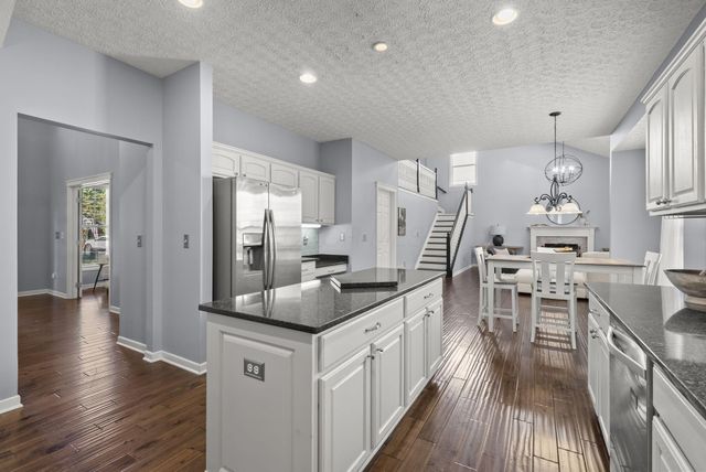 452 Sunridge Drive, Powell, OH 43065