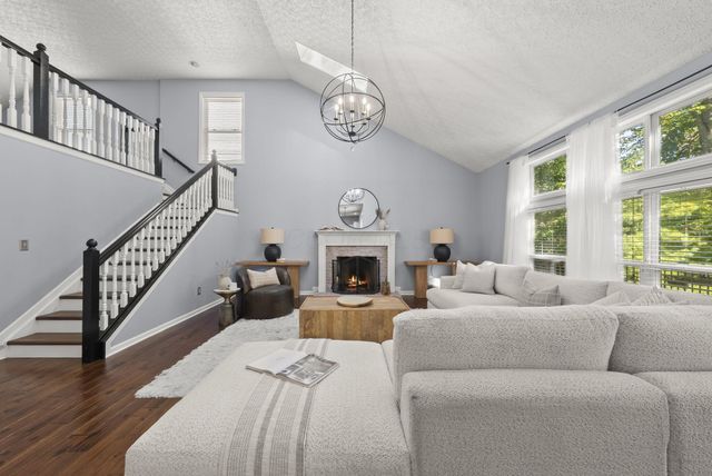 452 Sunridge Drive, Powell, OH 43065