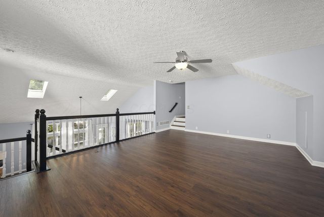 452 Sunridge Drive, Powell, OH 43065