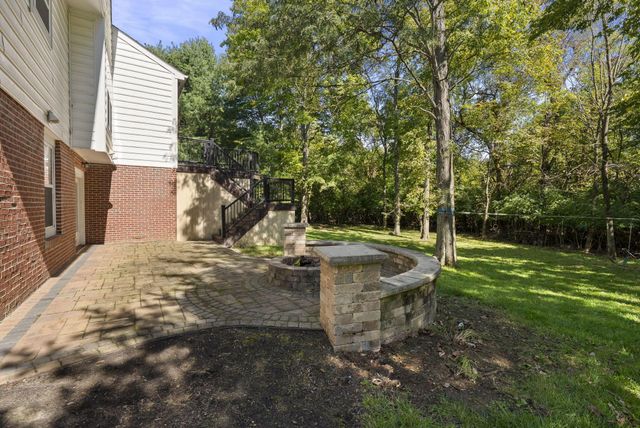 452 Sunridge Drive, Powell, OH 43065
