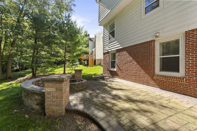 452 Sunridge Drive, Powell, OH 43065