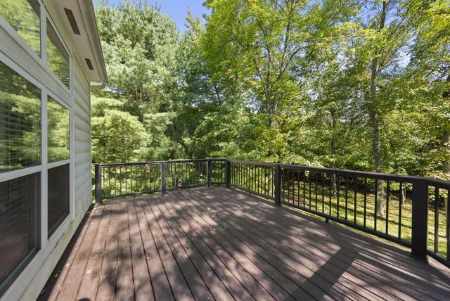 452 Sunridge Drive, Powell, OH 43065