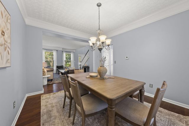452 Sunridge Drive, Powell, OH 43065